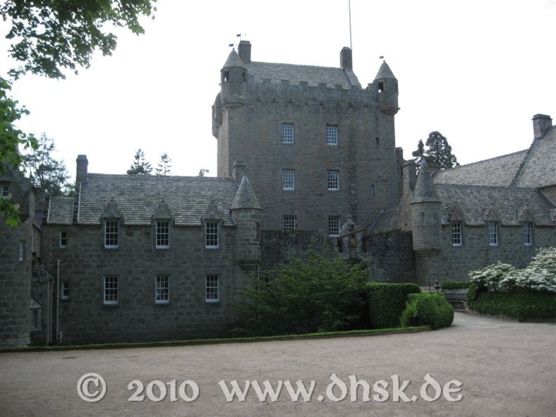 136_Cawdor_Castle.jpg