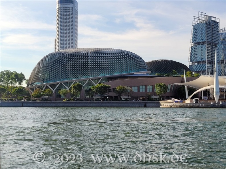 Singapore_River_Boat_Tour_23.jpg