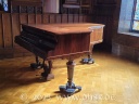 Ein altes Klavier